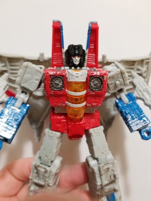 Siege Voyager Starscream Running Change Means Seeker No Longer Has Something To Get Off His Chest  (2 of 3)